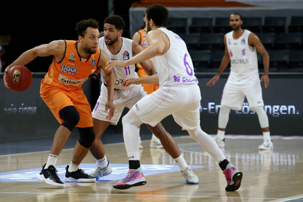 助是姆巴佩 助是姆巴佩