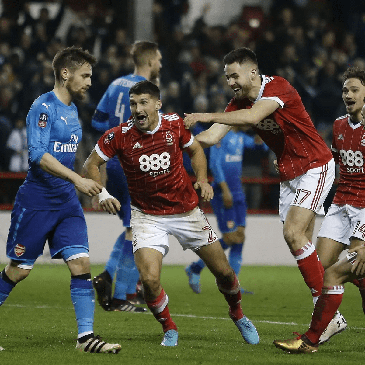 在现代篮球 在现代篮球